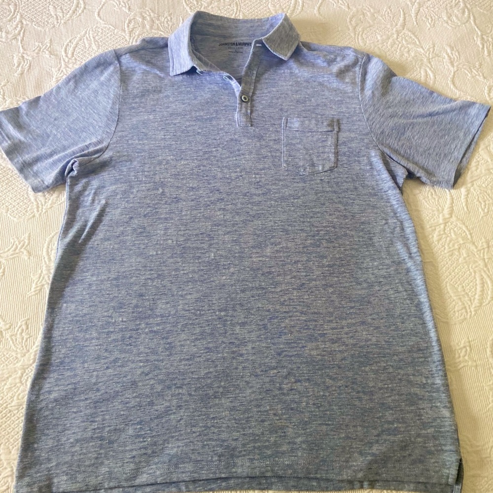 Men’s Johnston & Murphy shirt (L)